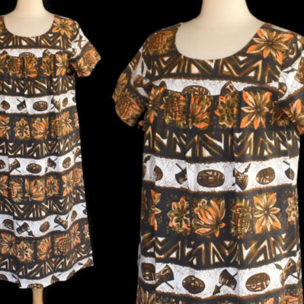 Robe batik hawaïenne vintage des années 60, impression de tambours de guerre Tiki marron et blanc Maikai Ui, Muu Muu en coton des années 1960, taille L large