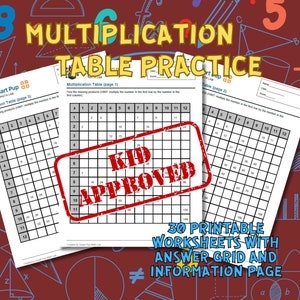Può includere: Un set di 30 fogli di lavoro stampabili di tabelle di moltiplicazione con griglie di risposte. I fogli di lavoro sono progettati per i bambini e presentano un timbro rosso che dice "Approvato dai bambini".