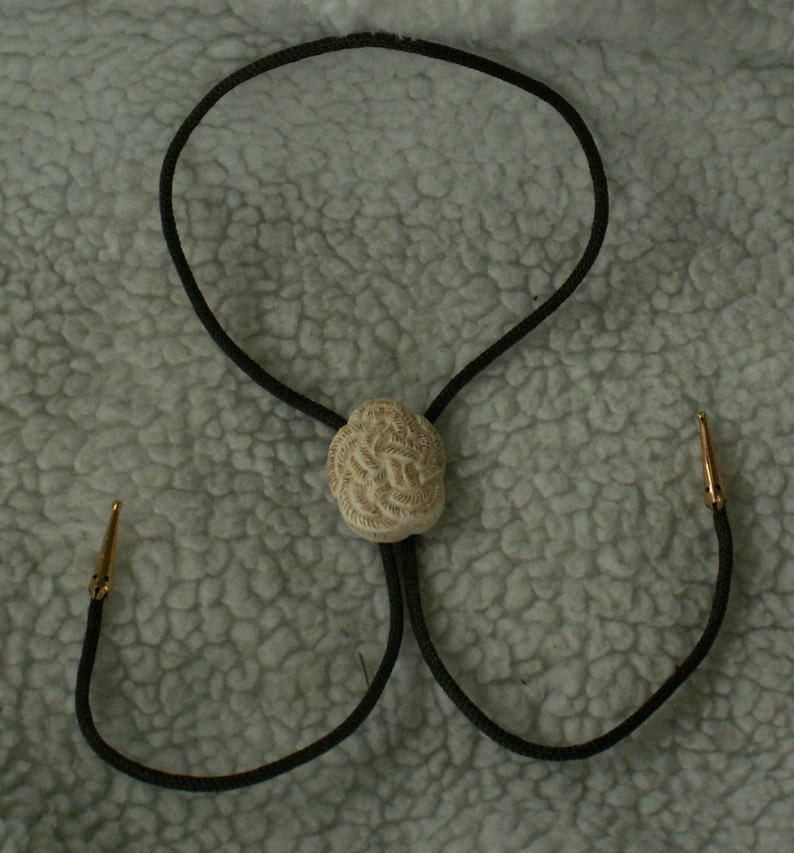 Hand Carved Turkshead Knot Bolo Tie Etsy