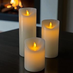 LED Flameless Candles // Ideal for party and weddings // Flickering Candles / Wedding Candles