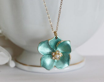 Emaille Blumen Halskette Türkis Blumen Halskette Vintage Stiefmütterchen Anhänger Viola Halskette Botanischer Schmuck Geschenk für Sie Blumen Halskette