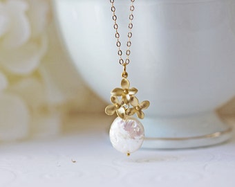 Gold Flower And Pearl Necklace Flower And Pearl Necklace Gift For Her Jewelry Bridesmaids Pearl Gift