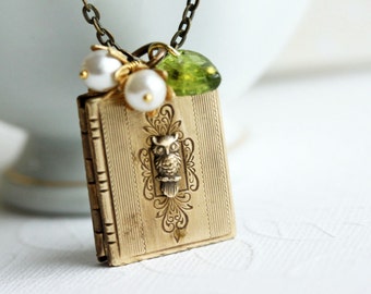 Owl Locket Necklace, Brass Owl Pendant, Secret Message Locket, Vintage Owl Jewelry, Gift for Mom, Keepsake Gift for Her