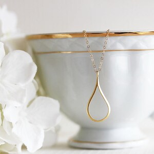 Teardrop Necklace Raindrop Necklace Everyday Jewelry Gift For Her Simple Necklace image 2