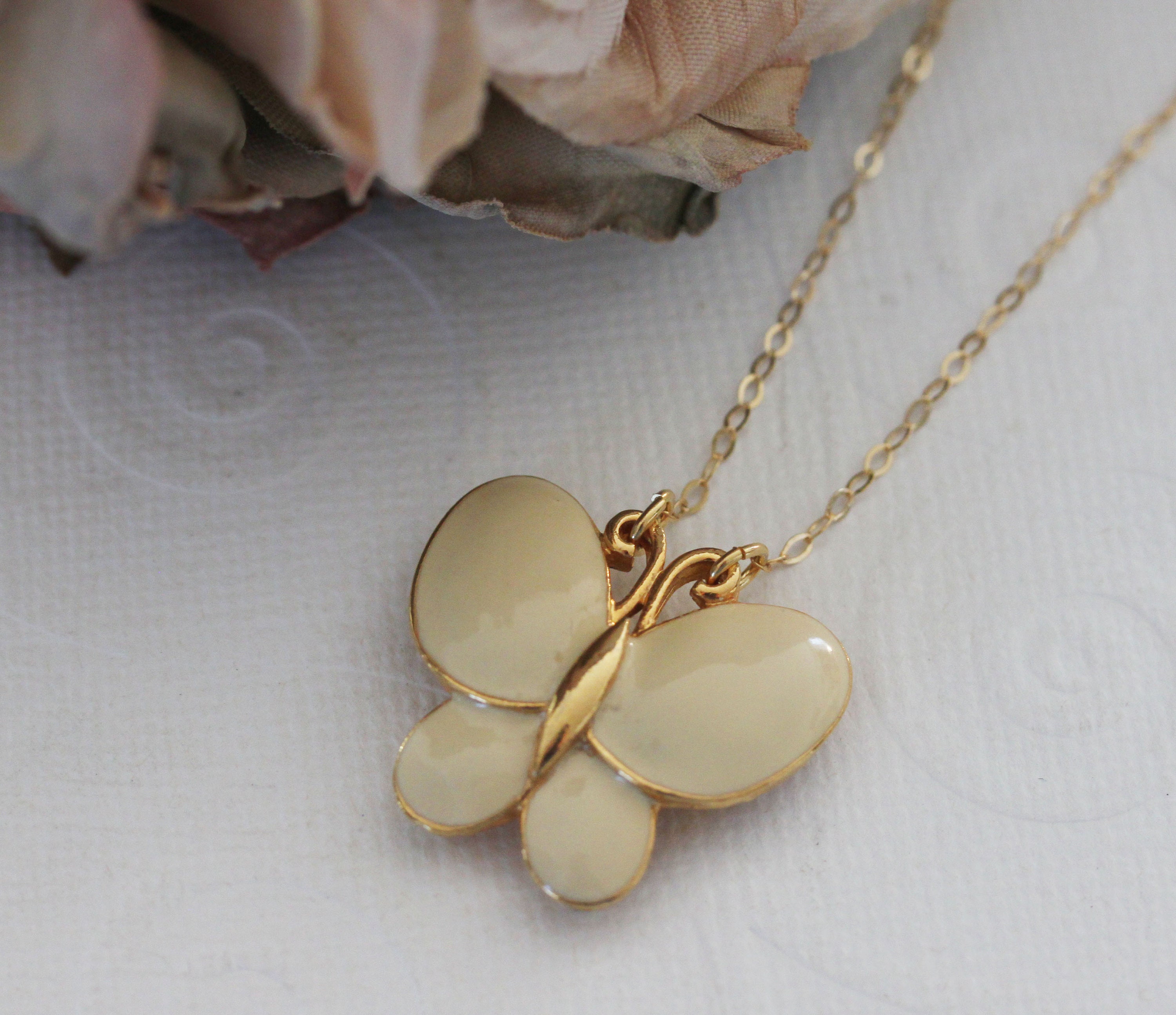 White Butterfly Necklace Vintage Butterfly Necklace Small Etsy