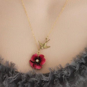 Roze bloem ketting Vintage bloem ketting Roze bloemen hanger Botanische ketting Altviool ketting Cadeau voor haar