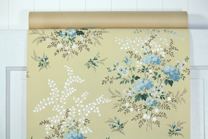 Papier peint vintage des années 1950 par jardin Bleu et Blanc Floral sur Jaune image 2