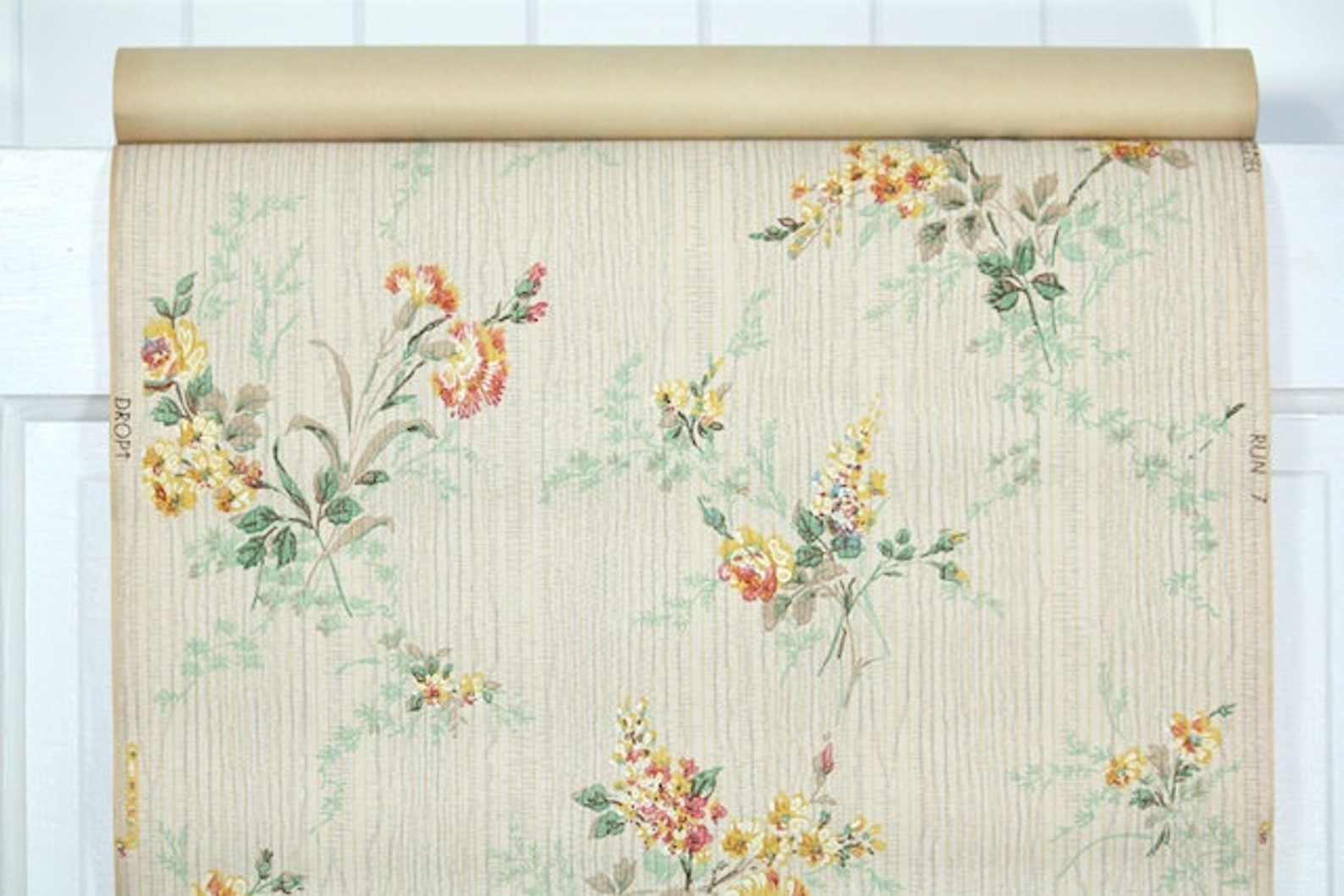 1930s Vintage Wallpaper by the Yard Floral Wallpaper With - Etsy