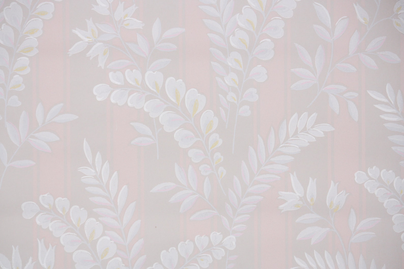 1940s Vintage Wallpaper by the Yard Floral Vintage Wallpaper Etsy