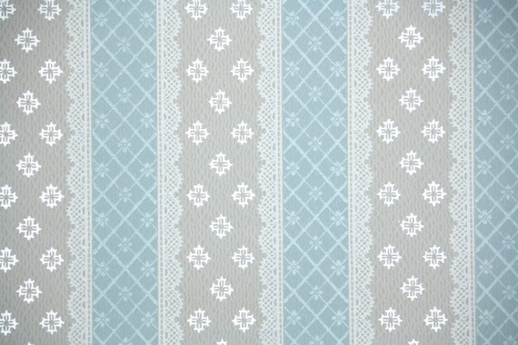 Featured image of post 1940S Wallpaper Blue Authentic old stock vintage wallpaper from the hannah s treasures vintage wallpaper collection