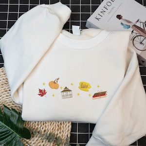 Star Hollow Embroidered Shirt, Fall Movie Embroidered Shirt, Embroidered Autumn Sweatshirt, Cottagecore Autumn Sweaters