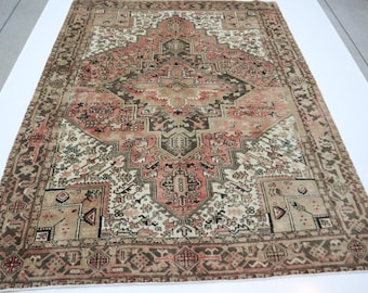 Antique 8x10 Heriz Area Rug - Muted Red Persian Style Handmade Traditional Low Pile Wool Rug - Geometric Rug - Vintage Rug - Medallion Rug