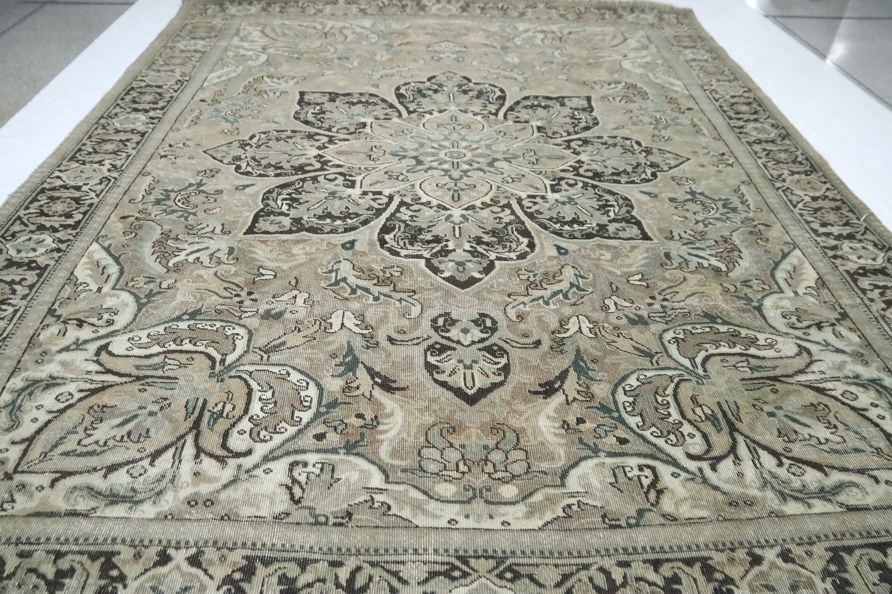 Antique 8x11 Heriz Area Rug - Persian Style Hand Knotted Medallion Low Pile Wool Rug - Distressed Rug - Vintage Rug - Faded Rug - Wool Rug