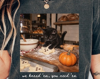 Kitty Biscuits Shirt Spooky Season Tee Black Cat Halloween Fall TShirt Vintage Baking Pumpkin T-Shirt Cat Lover Fall Gift,Funny Baker Gift,