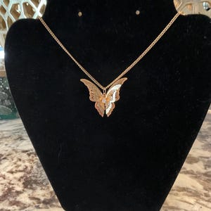 Golden Butterfly Neckless