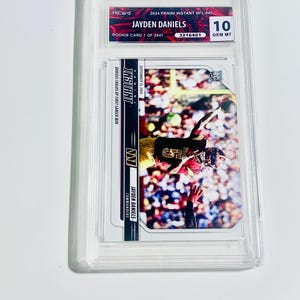 GRADED 10 JAYDEN DANIELS Rookie Card Limited Edition 1 Of 2947 2024 Panini Instant #40 Gem Mint