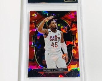 GRADED 10 DONOVAN MITCHELL 2022 Select Red Cracked Ice Prizm #31