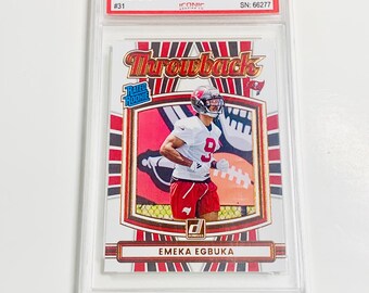 Carta da principiante EMEKA EGBUKA CLASSIFICATA 10 2025 Donruss Throwback Classificata Rookie #31 Carta incontaminata dei Tampa Bay Buccaneers