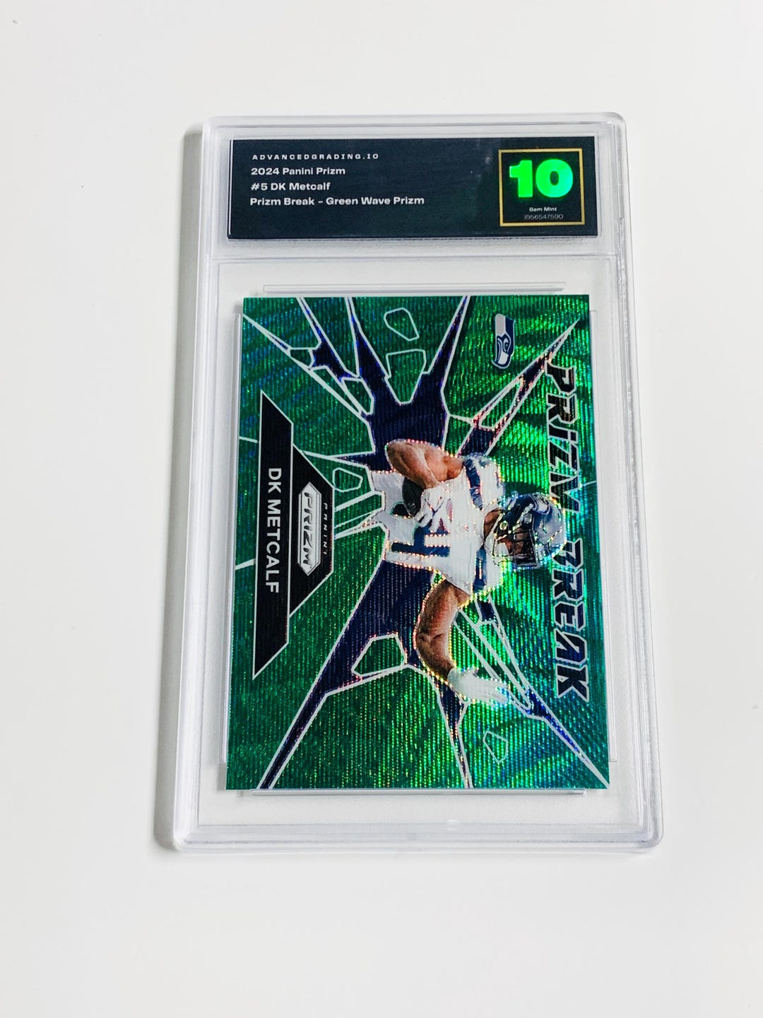 GRADED 10 DK METCALF 2024 Panini Prizm Prizm Break - Green Wave