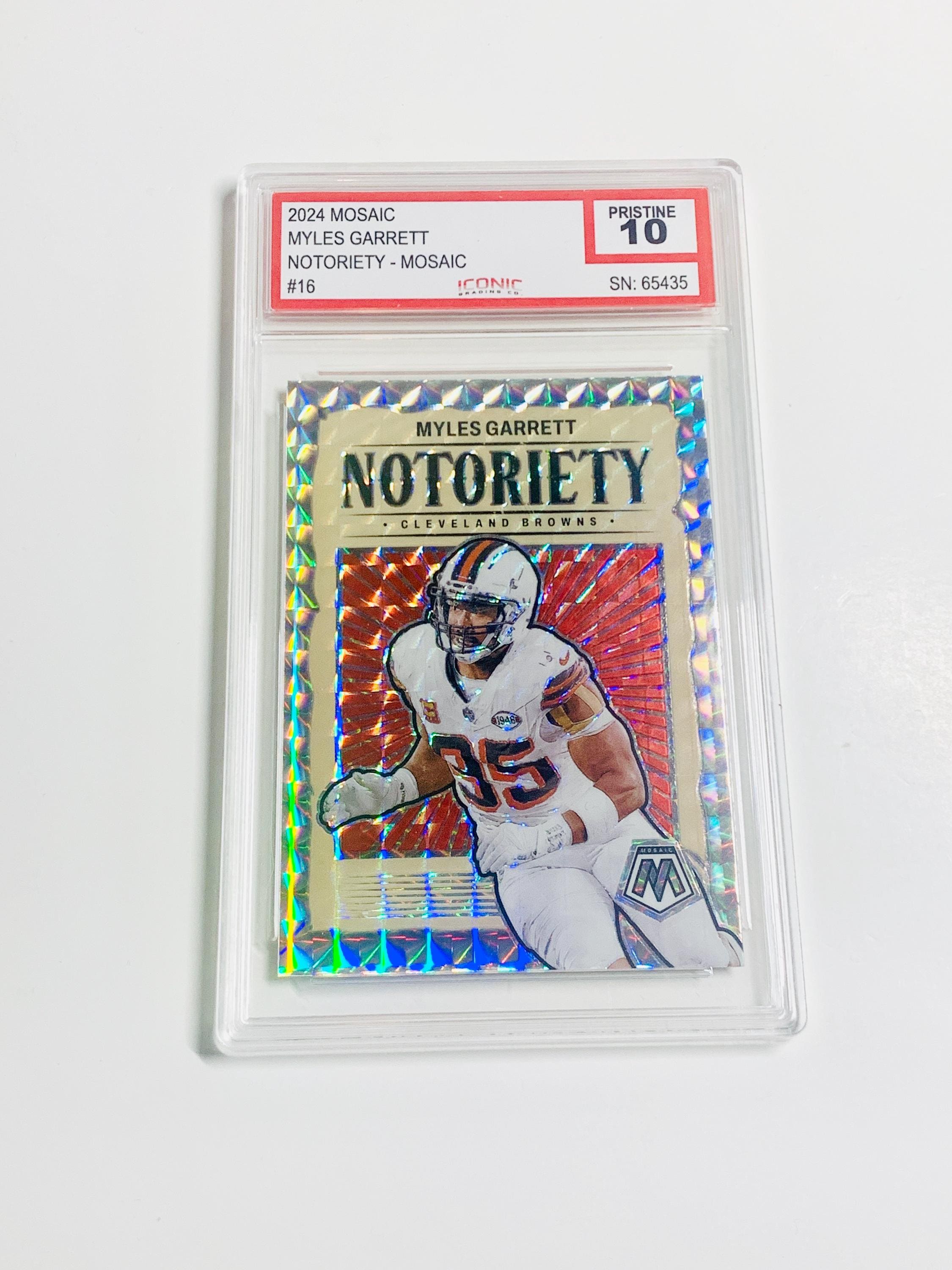 GRADED 10 MYLES GARRETT 2024 Mosaic Notoriety Silver Mosaic Prizm