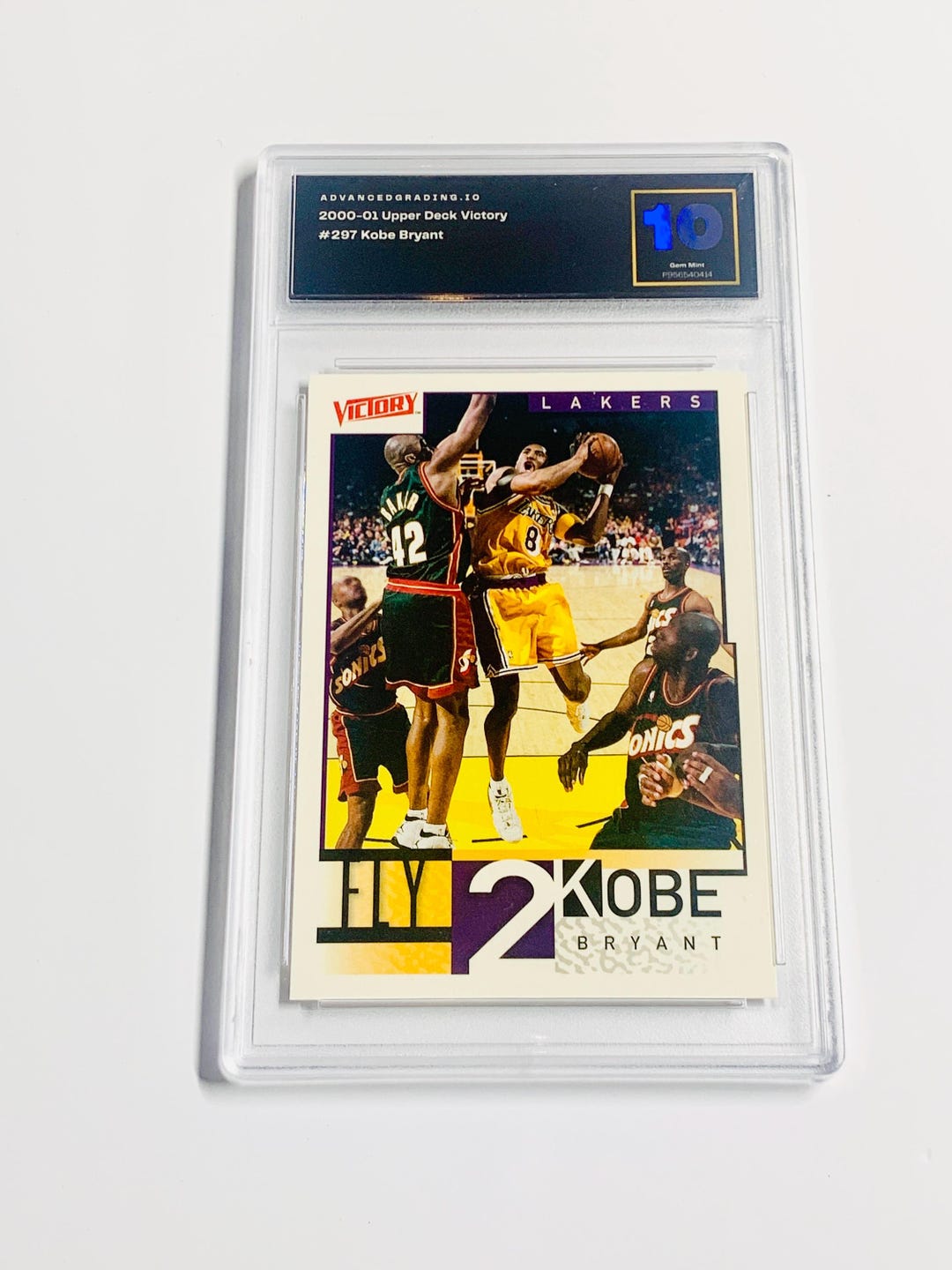 GRADED 10 KOBE BRYANT 2000 Upper Deck Victory #297 “fly 2 Kobe
