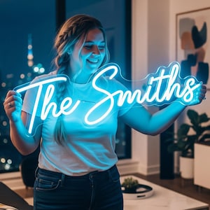 Neon Hochzeitsschild personalisiert – Wanddeko, Namensschild zur Hochzeit, Verlobung oder als Geschenk – Neon Deko