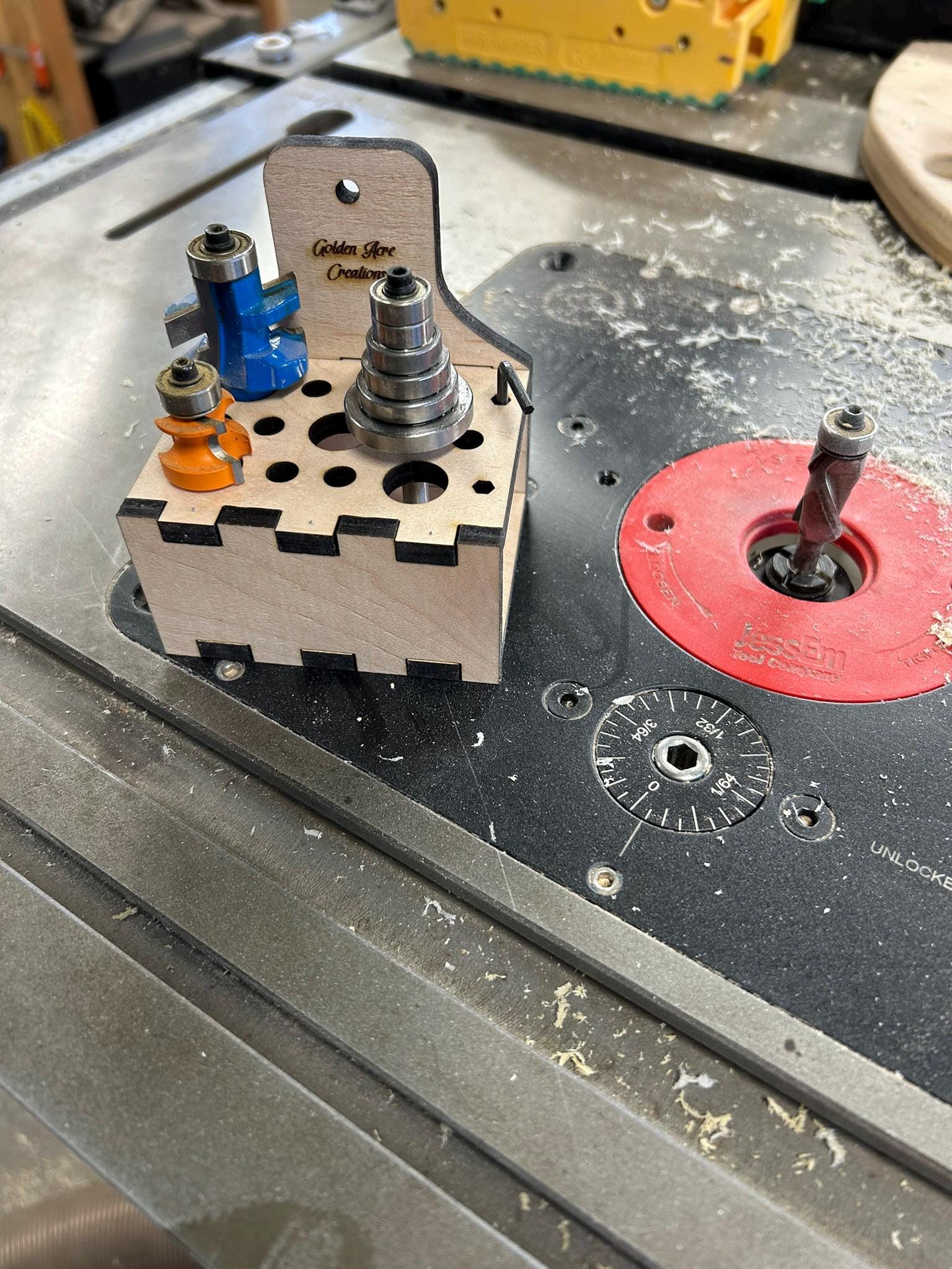 Plastic Router Bit Holder Insert Router Bit Holder SVG | Laser Cut Router Bit Organizer | 1/4 & 1/2 ...