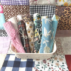Ritagli marroni da realizzare da soli, fai da te, bellissima coperta patchwork geometrica - Celebra la natura - regalo di cucito creativo. Riciclaggio
