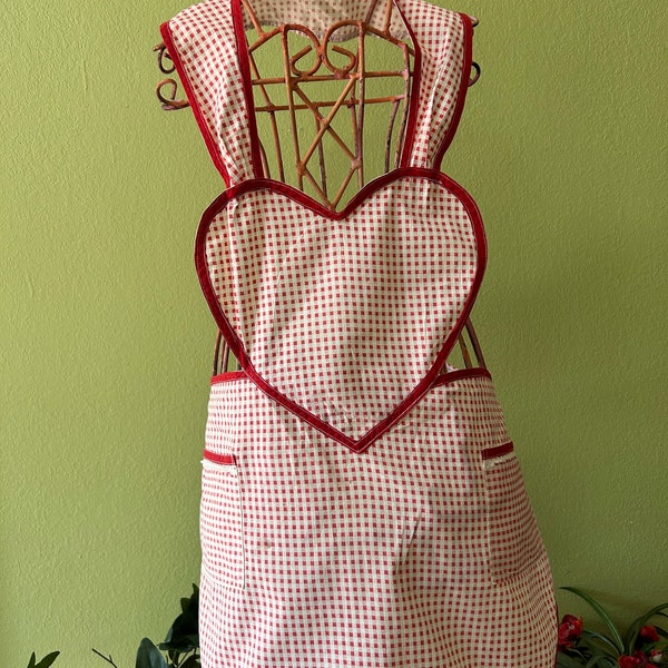 Vintage Full Apron Heart Shaped Bib Red White Check Outlined in Red Binding With Two Patch Pockets and Tie Backs