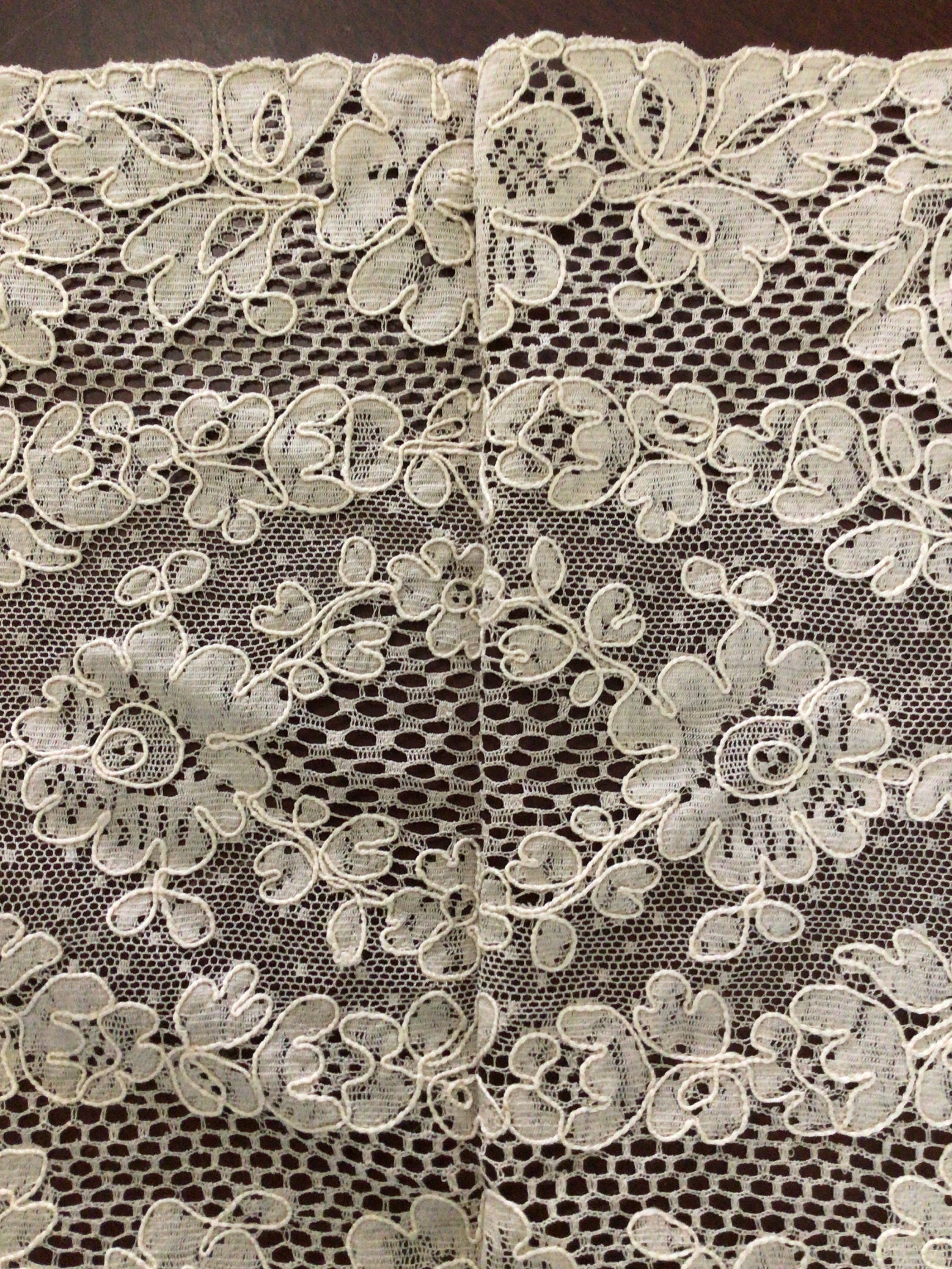 4 Inch Wide White or Cream Leavers Lace Trim 9 Yds 891 