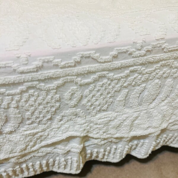 Vintage White Chenille Bedspread Full Size Ruffle Skirt Measures 92” wide 104” Long