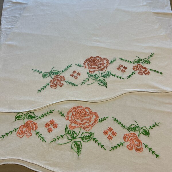 Vintage Pair Hand Embroidered Pillowcase Set Measures 21” x 28" Flowers and Leaves on White Cotton