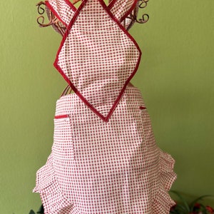 Vintage Full Apron in Red White Check with Ruffle, Patch Pocket Trimmed in Red, Cottage Granny Core