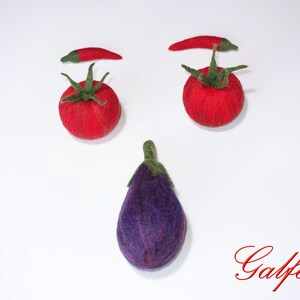 Felt vegetables set- felt tomato- felt eggplant- felt chili pepper- play food- Home& kitchen décor- Gardening décor- Fake food- Spring décor