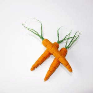 Felt carrots 1 or set- Felt vegetable- Fake Food- Play Food- Felt Kitchen décor- Easter gift- Easter décor- Mother&#39;s day gift