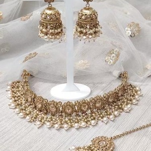 Designer Pakistani  Complete Set / Indian Pakistani Bridal Shaadi Jewelry/ Bollywood Wedding