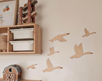 Gänse aus Holz, Wanddeko fürs Kinderzimmer: Pastellfarbene Kunst fürs Kinderzimmer