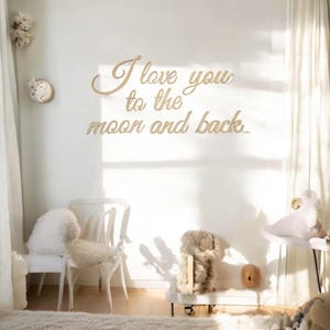 Letrero de madera para pared «Te amo hasta la luna y más allá» / Elegante detalle para habitaciones infantiles / Decoración versátil para salas de estar /