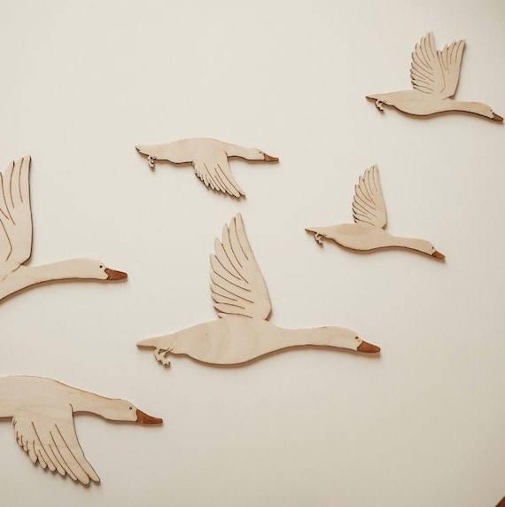 Wooden geese on the wall | wooden birds | babyzimmer | children's room | goose | geese | babyshower