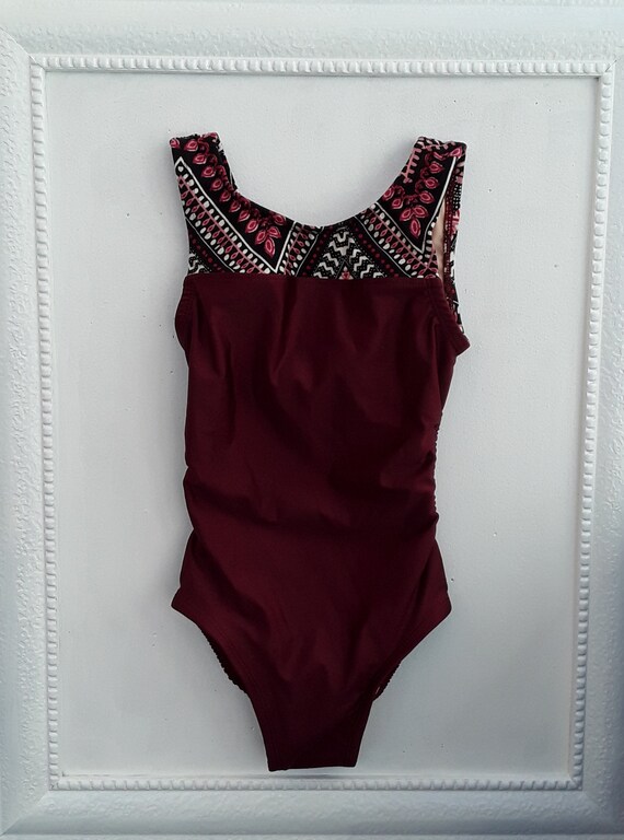 maroon leotard