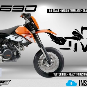 Könnte beinhalten: Ein schwarzes und oranges KTM SMC 690 Motorrad mit einem vollständigen Satz schwarzer Grafikvorlagen für die Karosserie. Die Vorlagen werden auf einem separaten Bild gezeigt. Der Text "HANOXIDE" ist auf dem Bild sichtbar. Der Text "1:1 SCALE - DESIGN TEMPLATE - GRAPHIC TEMPLATE - FULL PPF TEMPLATE" ist ebenfalls auf dem Bild sichtbar. Der Text "VECTOR FILE - READY TO DESIGN - PRINT TO SCALE - PDF - EPS - CDR" ist auf dem Bild sichtbar. Der Text "INSTAND DOWNLOAD" ist auf dem Bild sichtbar.
