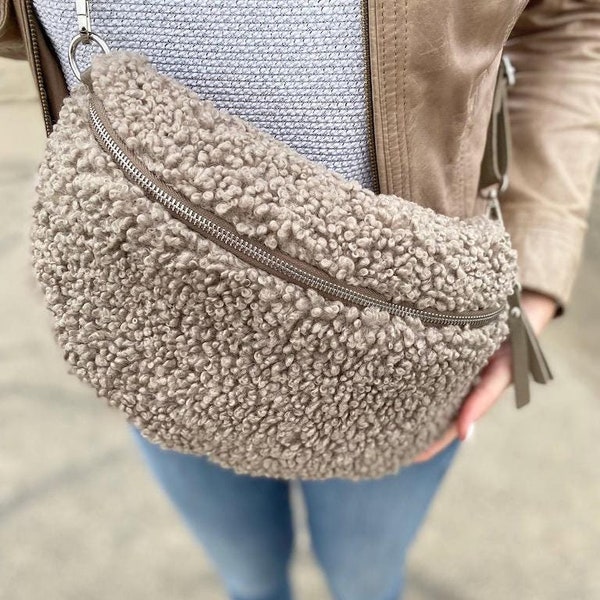 Teddy Crossbody Bag Taupe