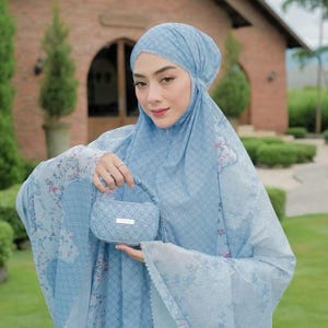 Travel Size Simply Portable Muslim Prayer Set Dress Floral Lasercut