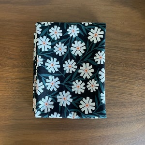 Phlox Fat Quarters Quilters Weight Organic Cotton