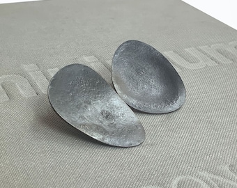 Laura irregular shape rustic asymmetric earrings, minimalist statement geometric design for contemporary jewelry lovers! | Slow handmade