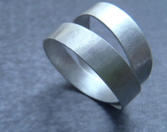 Statement Sober Double Band Ring - Cool Minimalist Wrap Ring for Modern Jewelry Lovers - Male and Women Everyday Jewelry