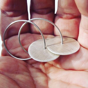 Minimalist Dangle Disc Hoop Earrings Modern Charm Circle Earrings in Recycled Sterling Contemporary Aesthetic Huggies Earrings image 3