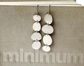 Extra long dangle Alexa cascade earrings, modern minimalist design, cute aesthetic and geometrical pieces | Slow eco-friendly handmade