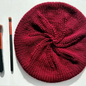 Hand Knit Beret / Burgundy / knitted beret / handmade / Free Shipping