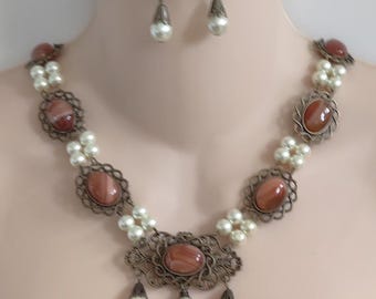 Antiqued Brass Renaissance Necklace Set, Czech Glass Pearls, Smooth Glass Stone Cabochons, Tudor Jewelry, Medieval Jewels